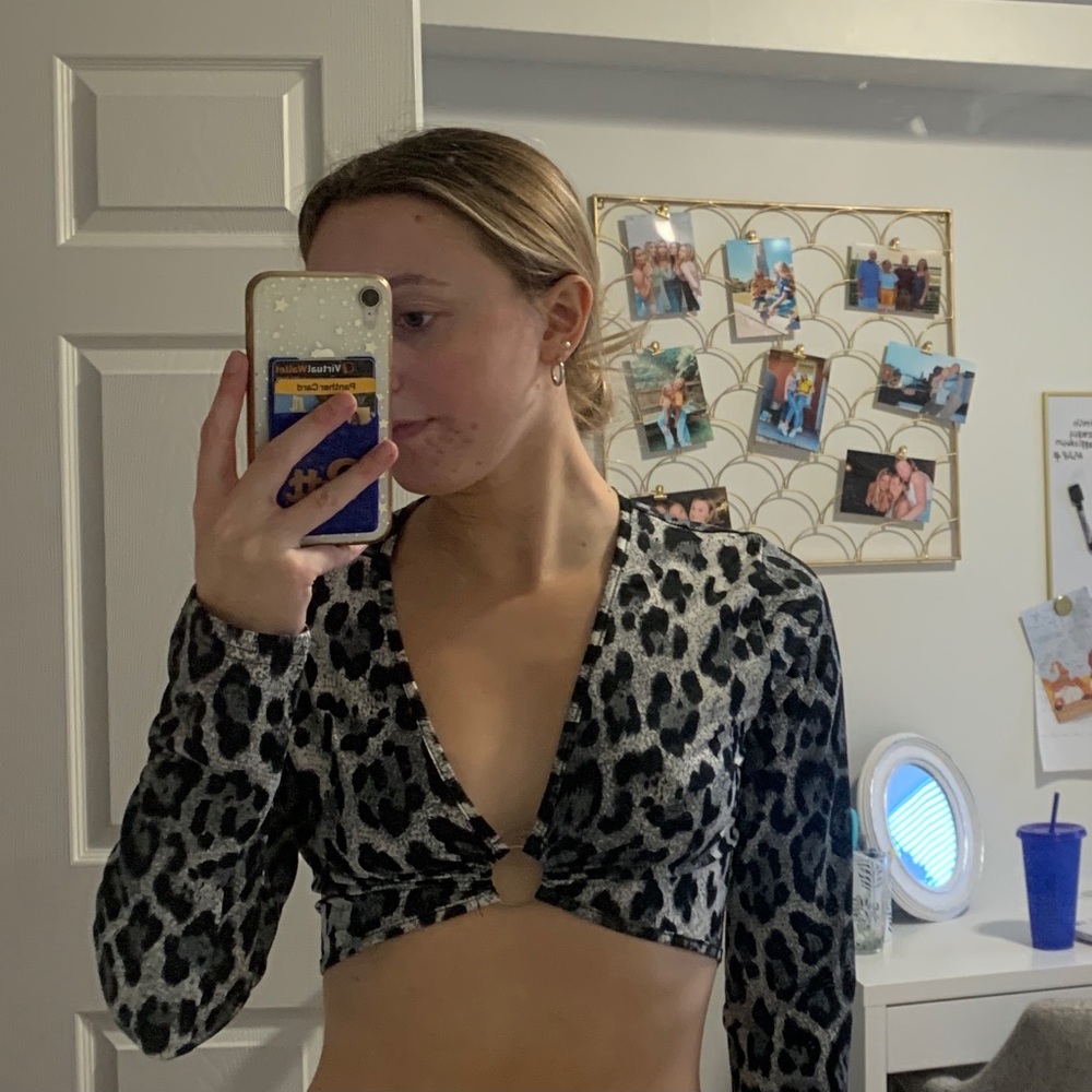 Crop Top w/ Open Back